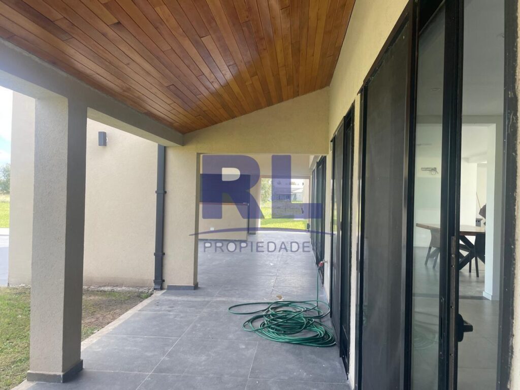 Benquerencia Farm Club RL Prop