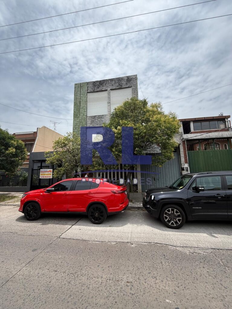 Almirante Brown 4380 RL Prop