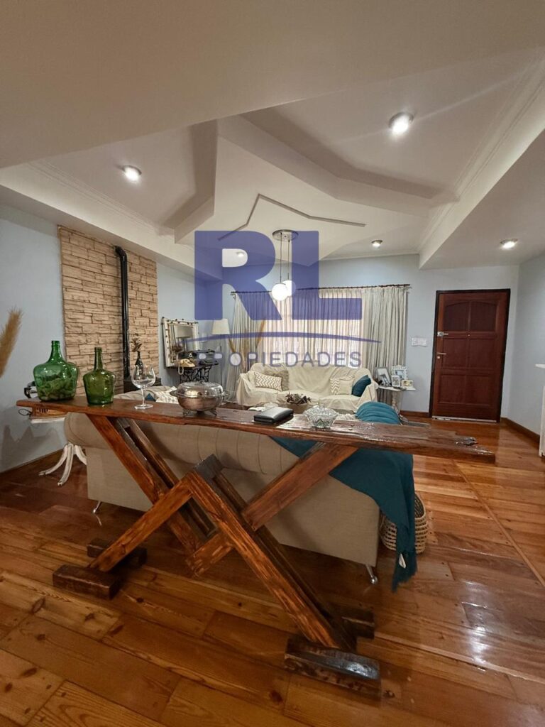 Jose Leon Suarez 2510 RL Prop